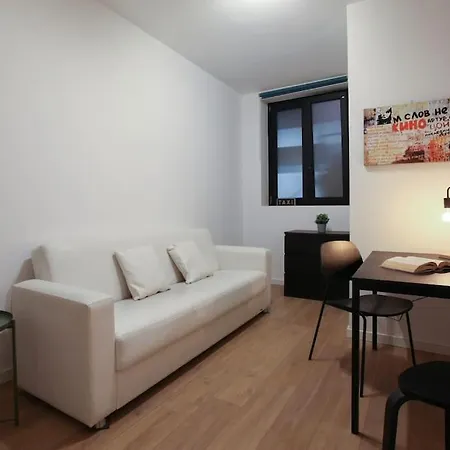 Daire Moderno Ed Elegante Loft In Zona Navigli *