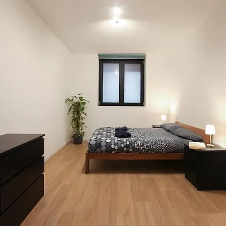Moderno Ed Elegante Loft In Zona Navigli * Milano